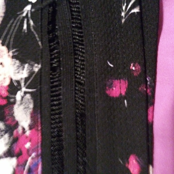 NWOT Torrid skirt - Picture 5 of 6
